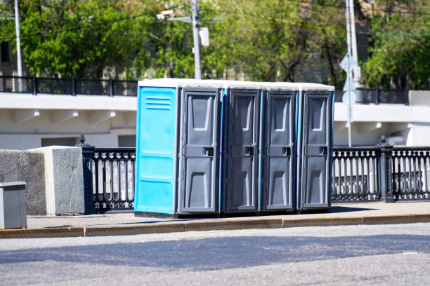 Best Porta potty delivery and setup  in Park Layne, OH